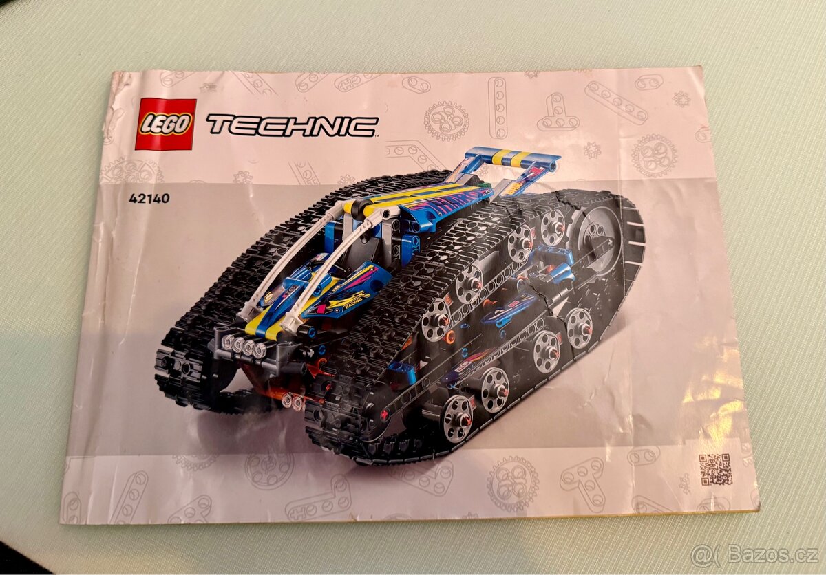 LEGO Technic Multivozidlo 42140 - 4