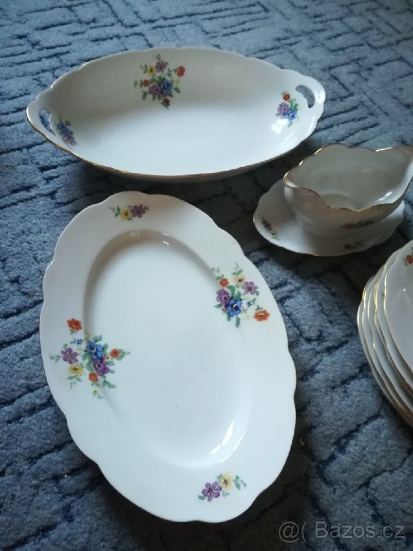 AKCE 50 let STARÝ JÍDELNÍ SET - 4