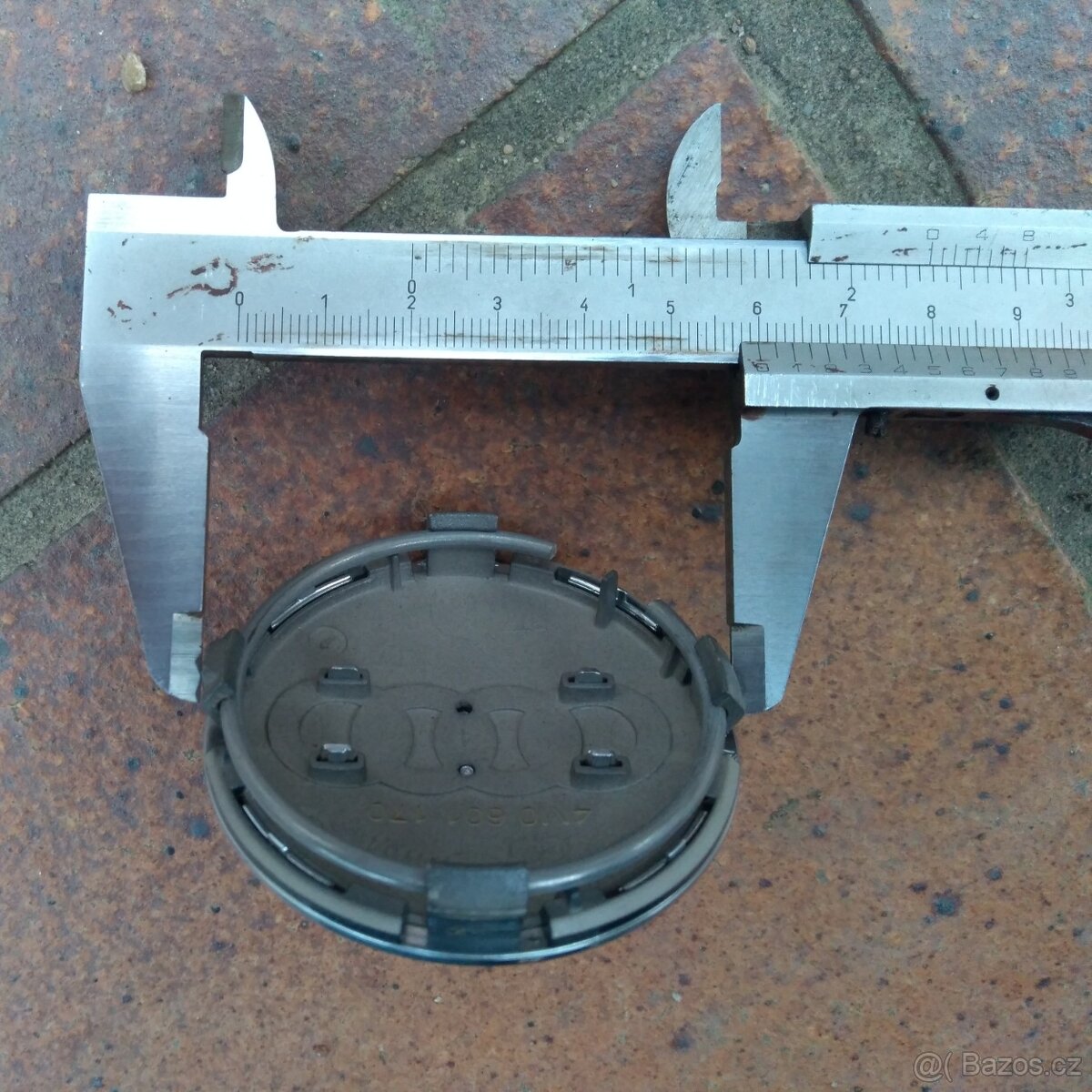 VÍČKA,POKLIČKY,KRYTKY ORIGINÁL AUDI NOVÝ MODEL - 4