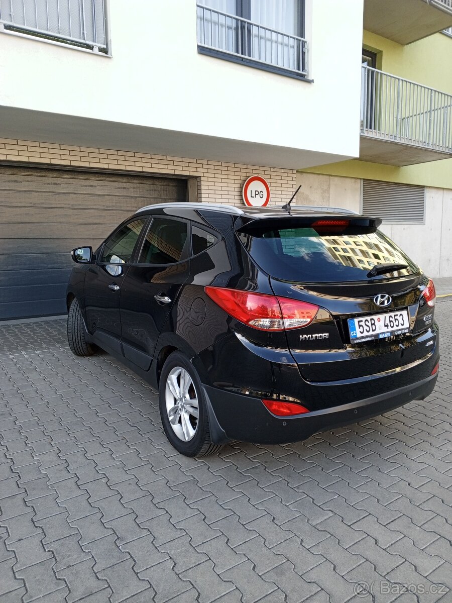 Hyundai ix35 2.0 CRDi Trikolor 4x4 - 4