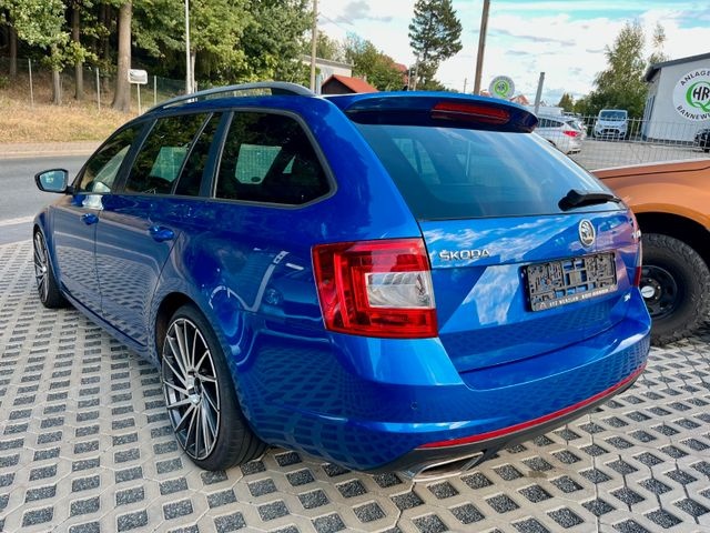 Škoda Octavia 2.0tdi Combi RSDSG - 4