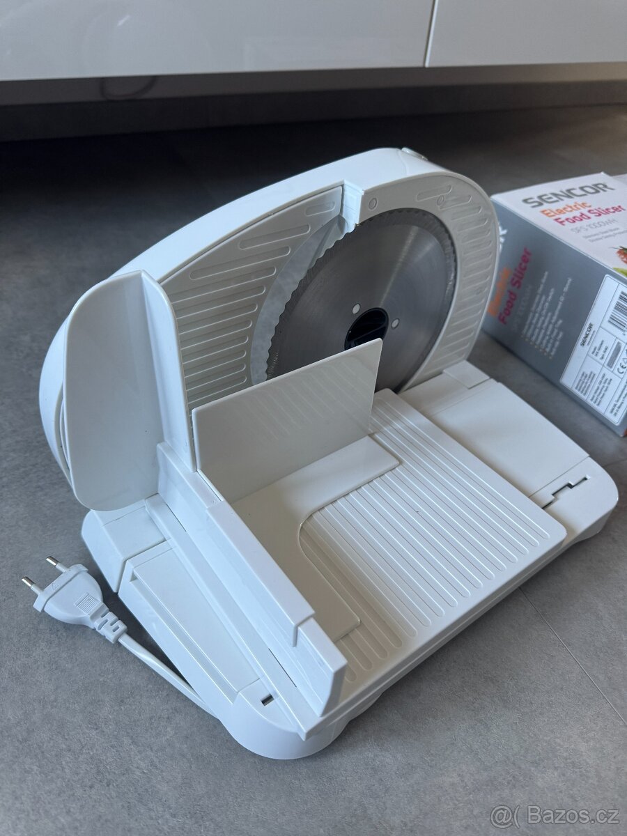 Sencor - kráječ chleba a dalších potravin - 4