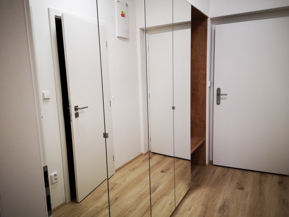 Pronájem bytu 1+kk Zlín - 4