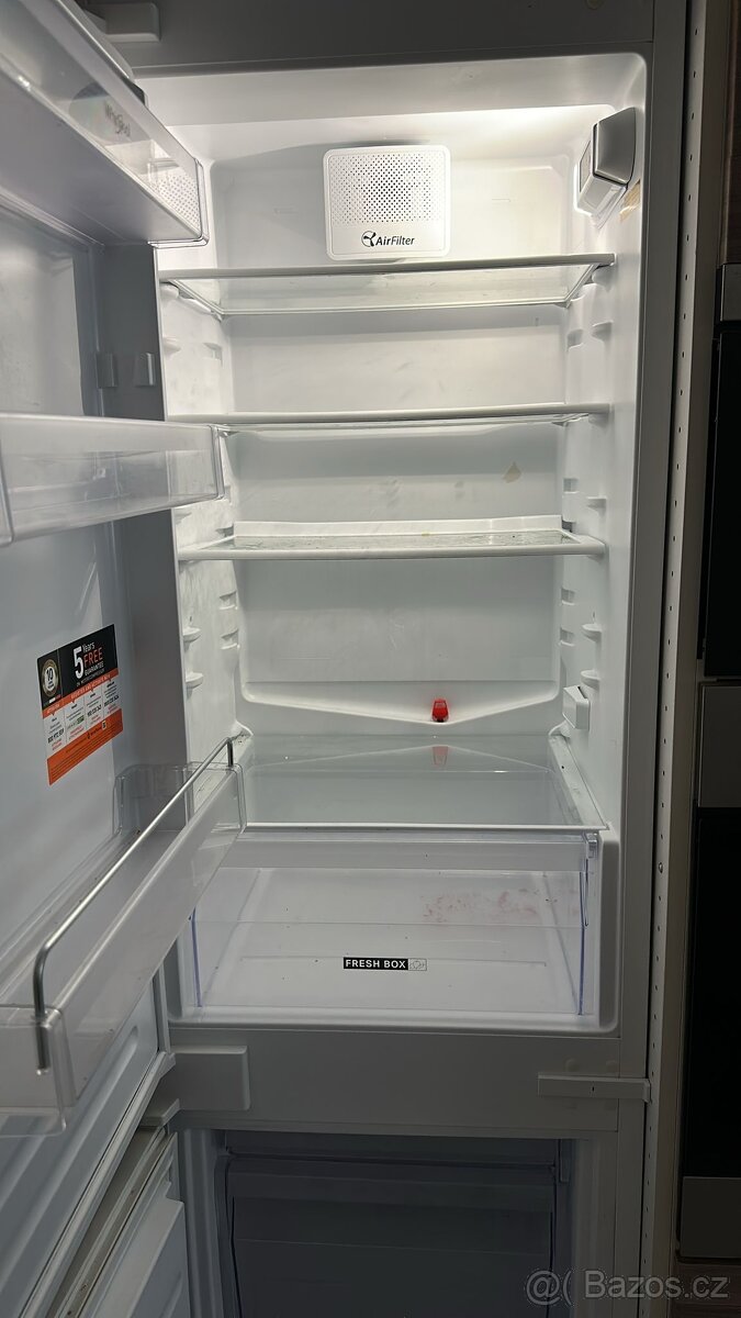 Vestavěná lednice s mrazakem whirpool - 4