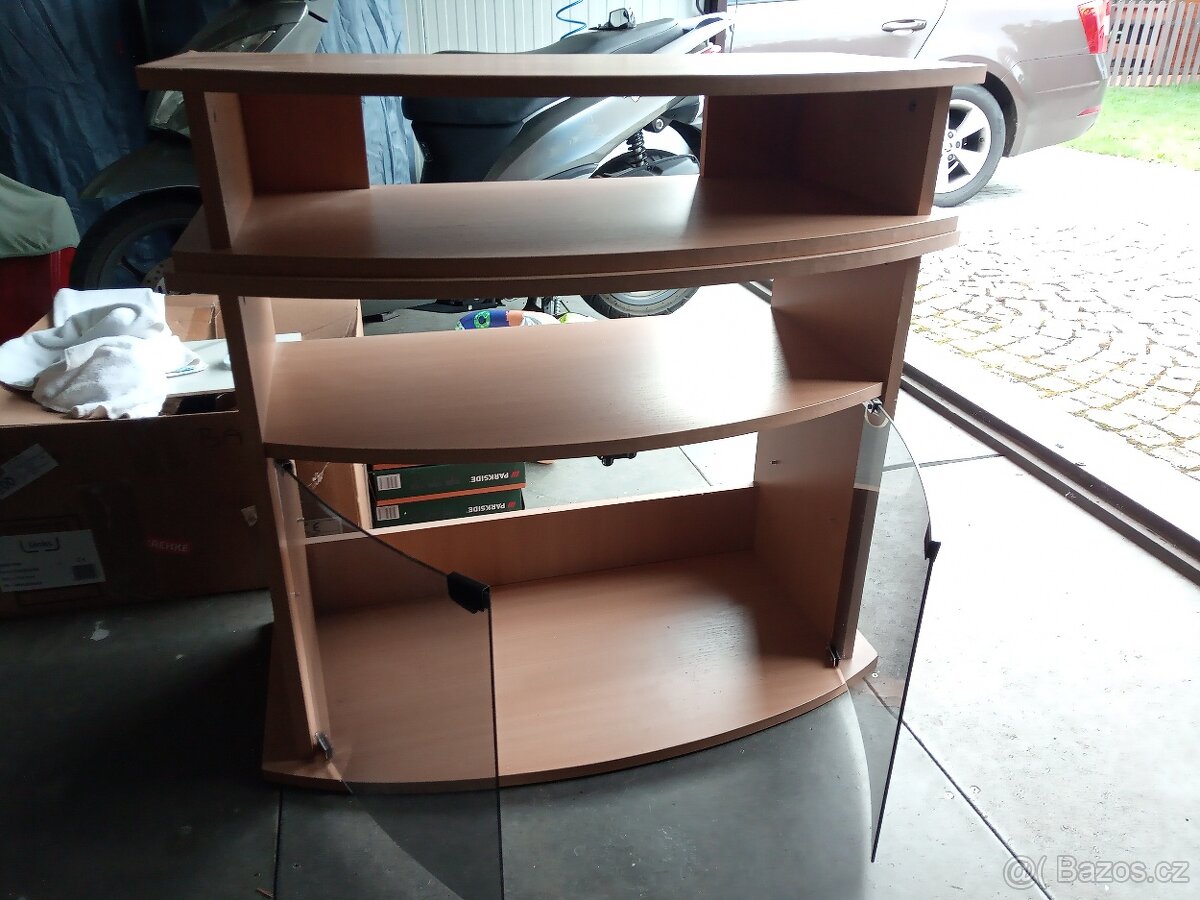 skříňka pod televizi - 4