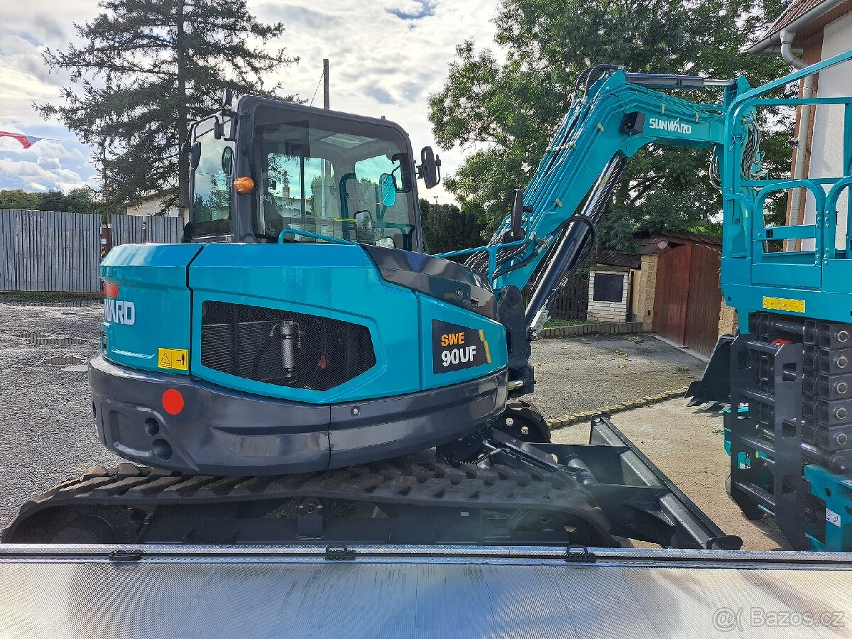 RYPADLO BAGR SUNWARD 9000KG 9T 2022ROK YANMAR MOT. - 4