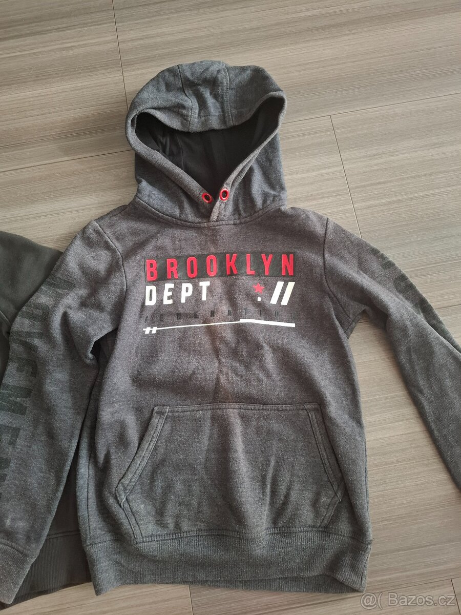 Mikiny vel. 134/140 - 4