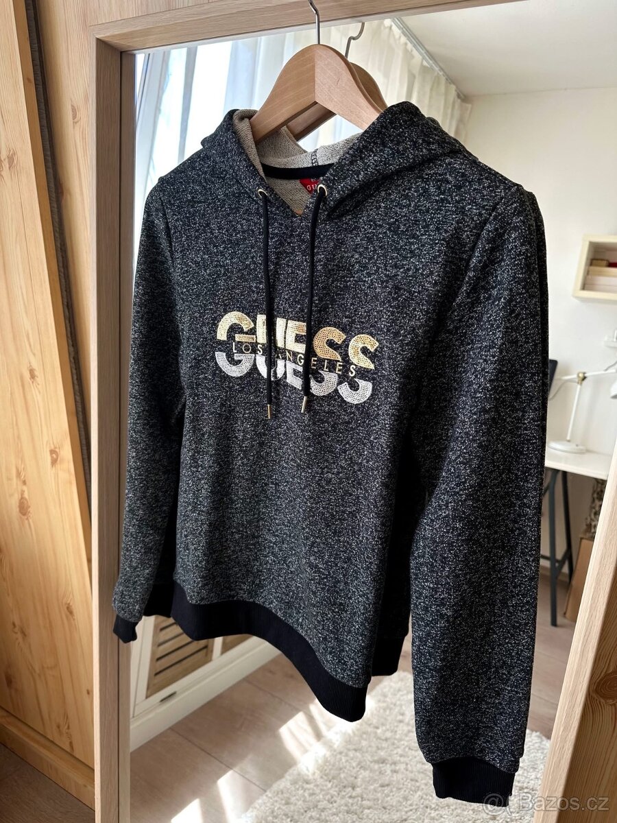 GUESS ŠEDO ČERNÁ MIKINA S KAPUCÍ - 4