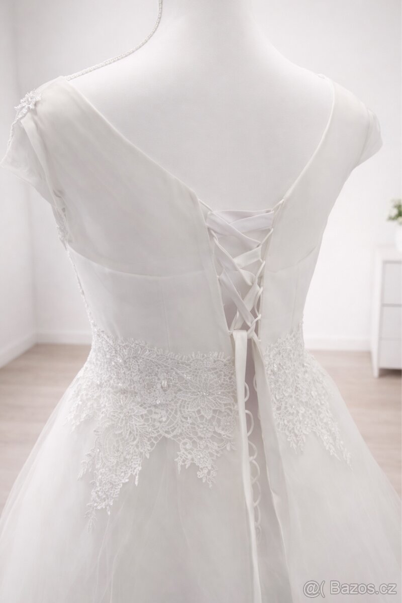 Svatební šaty - 4