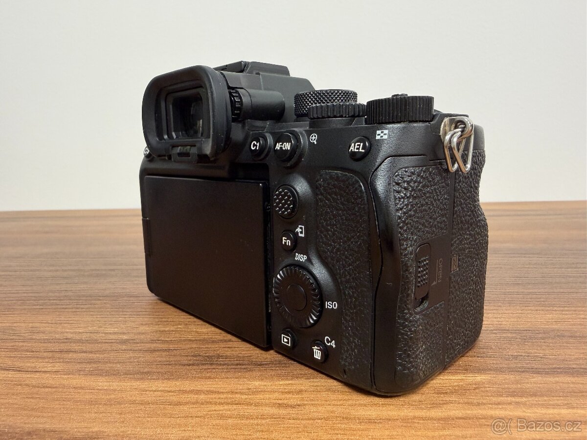 Sony A7S III – CZ distribuce, 3× baterie - 4