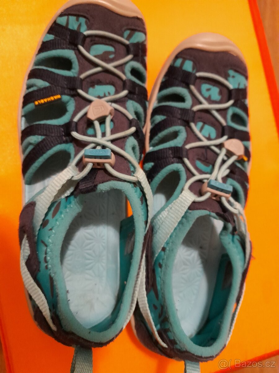 Keen MOXIE sandále vel. 34 - 4