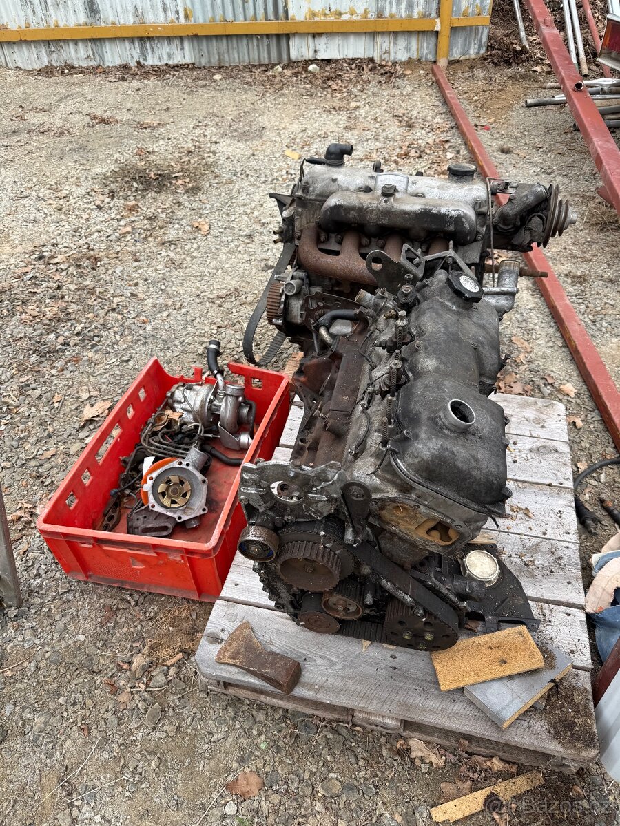 Peugeot J5 - 4