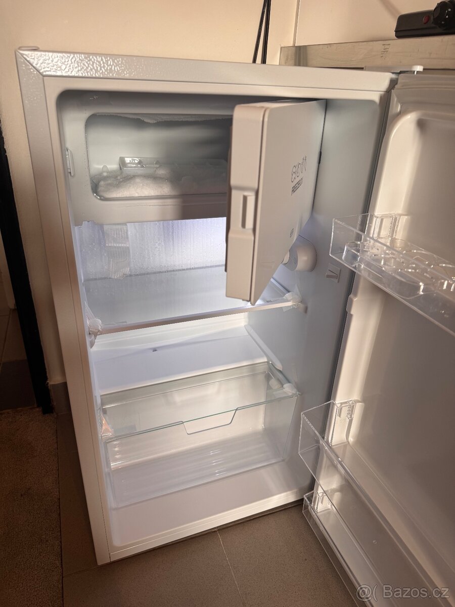 Lednice MORA CB 984 W - bílá, s mrazákem - 4