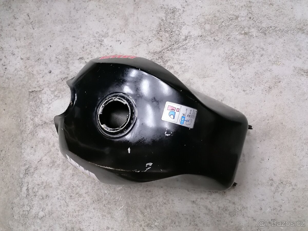 Prodám nádrž na jawu 350/640 - 4