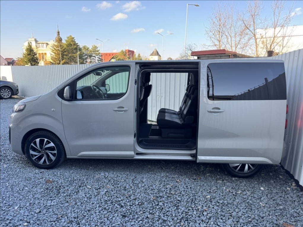 Prodám Citroën SpaceTourer 2,0 BlueHDi,8míst,DPH,1.maj,ČR - 4