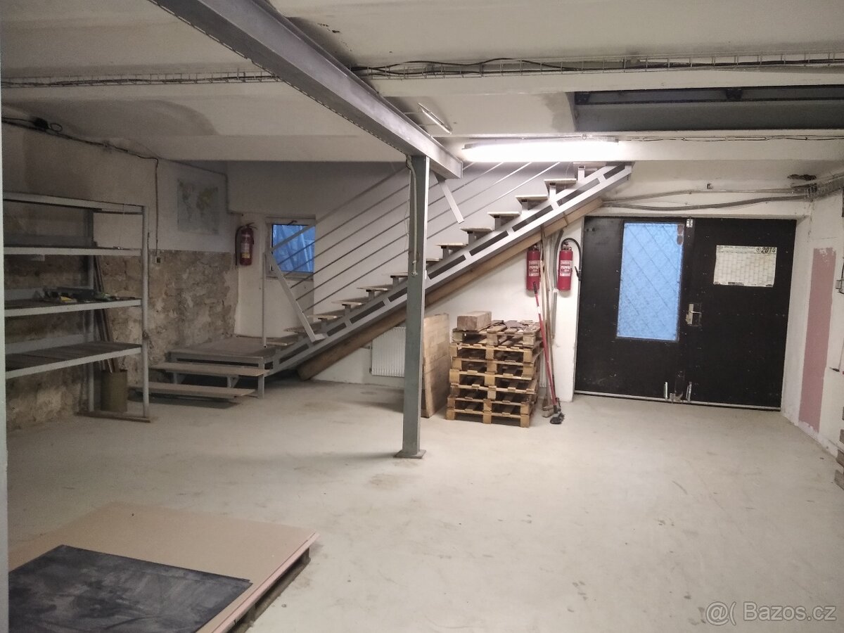 Kozolupy okr. Beroun 320 m2 - 4