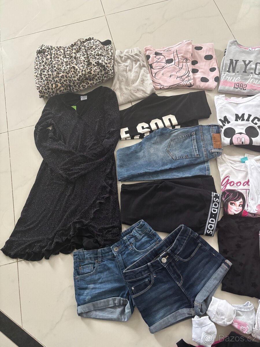 Komplet dívčího oblečení 8 - 10 let - 4