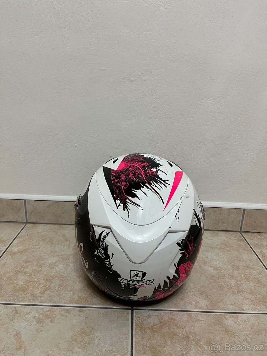 Shark helma - 4