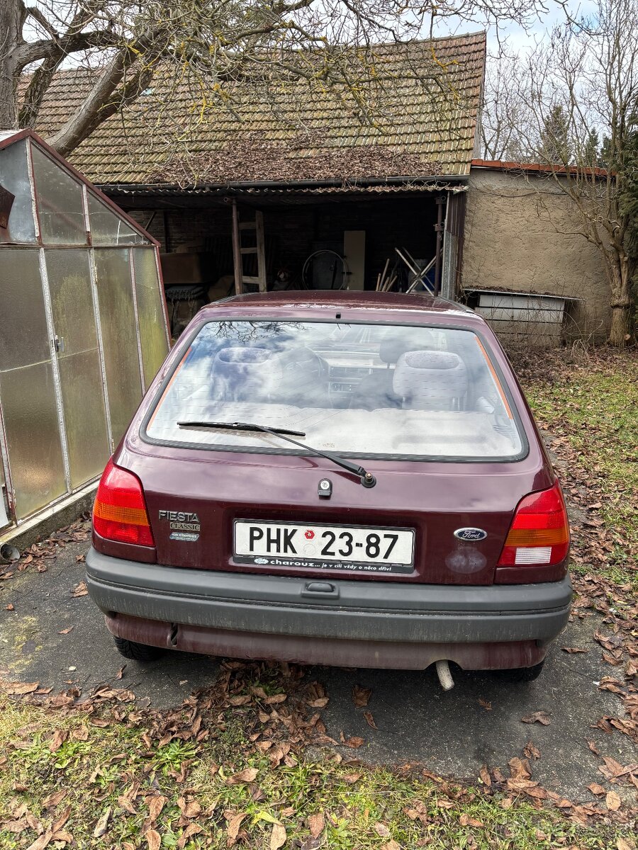 Ford Fiesta 1.3 - 44 kw - 4