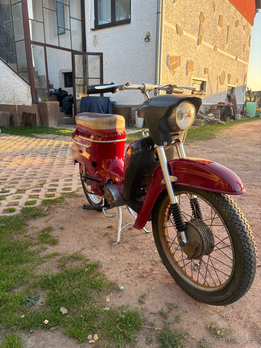 pionýr jawa - 4
