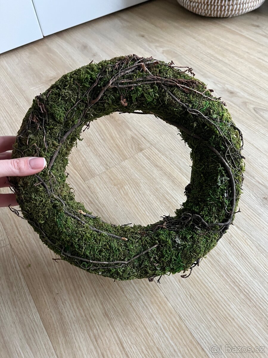 Mechový věnec 27cm - 4