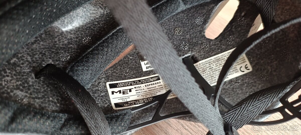 Dámská helma na kolo MET Espresso vel. 52-57 - 4