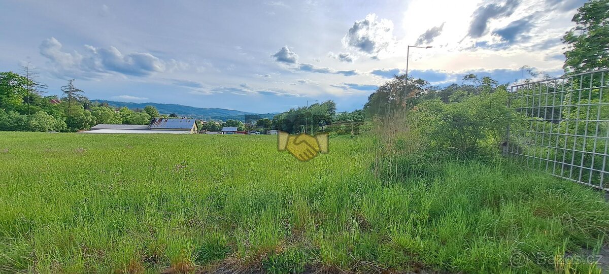 Prodej komerčních pozemků o výměře 22 154 m2, ve Valašském - 4