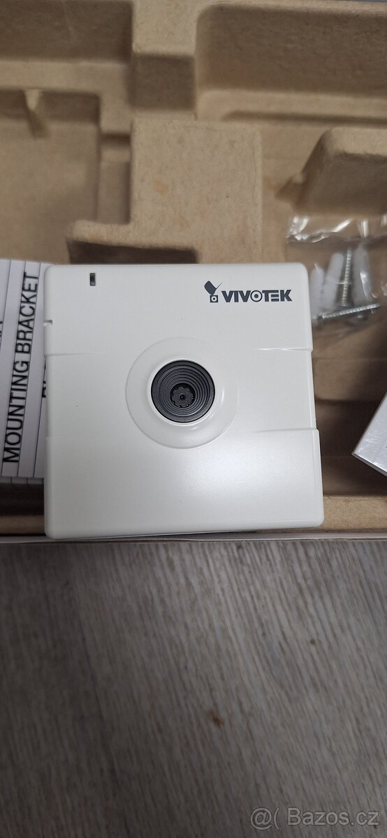 Kamera Vivotek IP8132 - 4