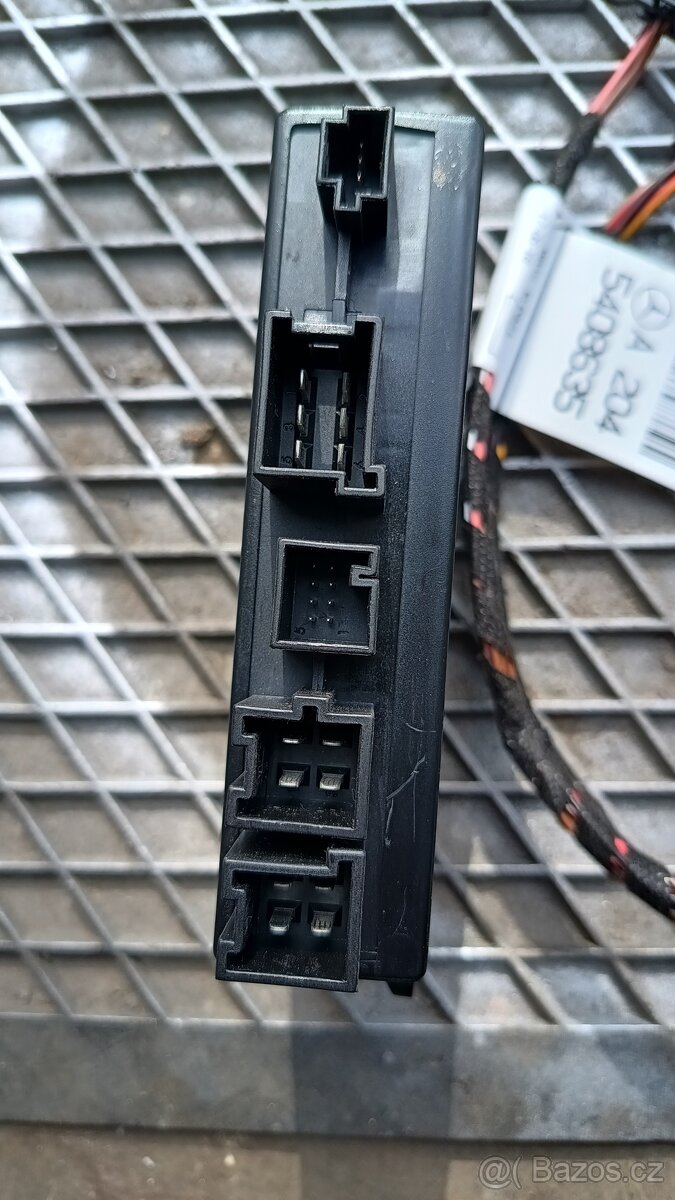 Tažné zařízení Mercedes w204 - 4