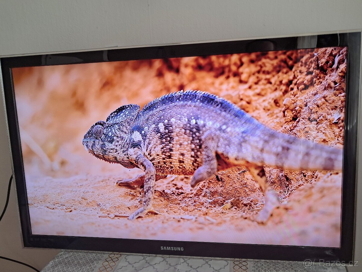Samsung 40" TV – levně, 4× HDMI - 4