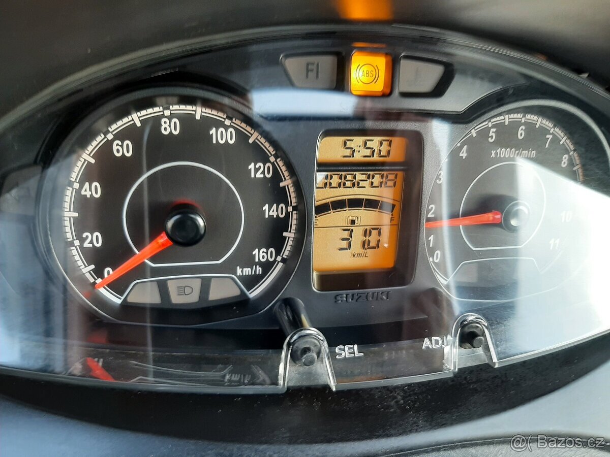 Burgman 200 ABS r.v.2015 - 4