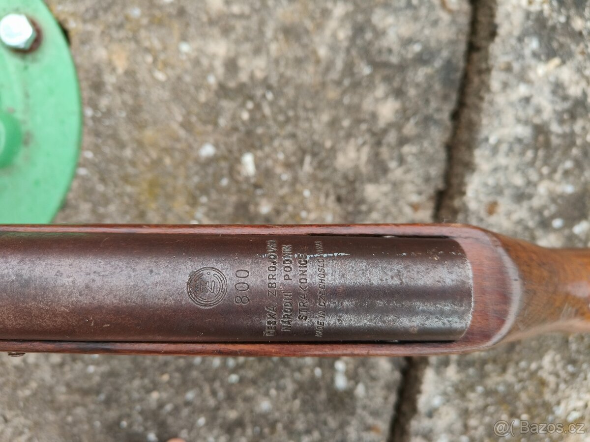 Vzduchovka ČZ 800 - 4
