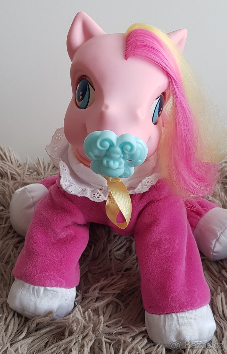 Panenka Natalie + konik, oba mluvi - 4