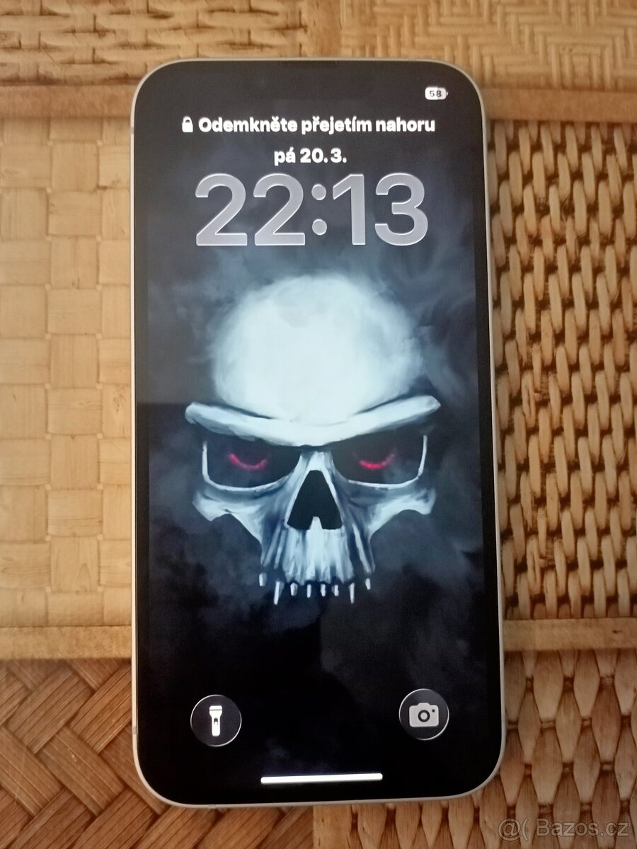 Prodám iPhone 16e E-sim - 4
