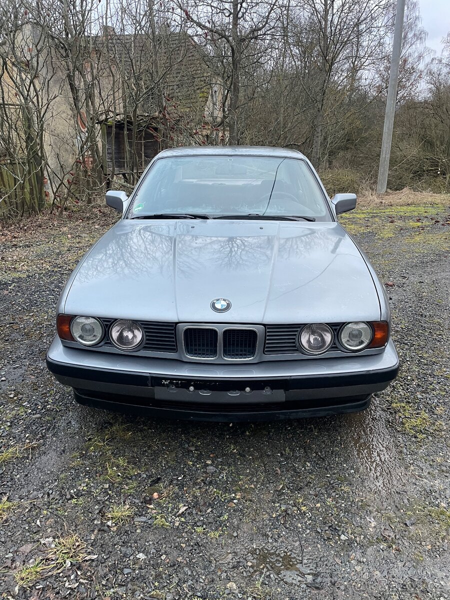BMW e34 520i m50b20 - 4