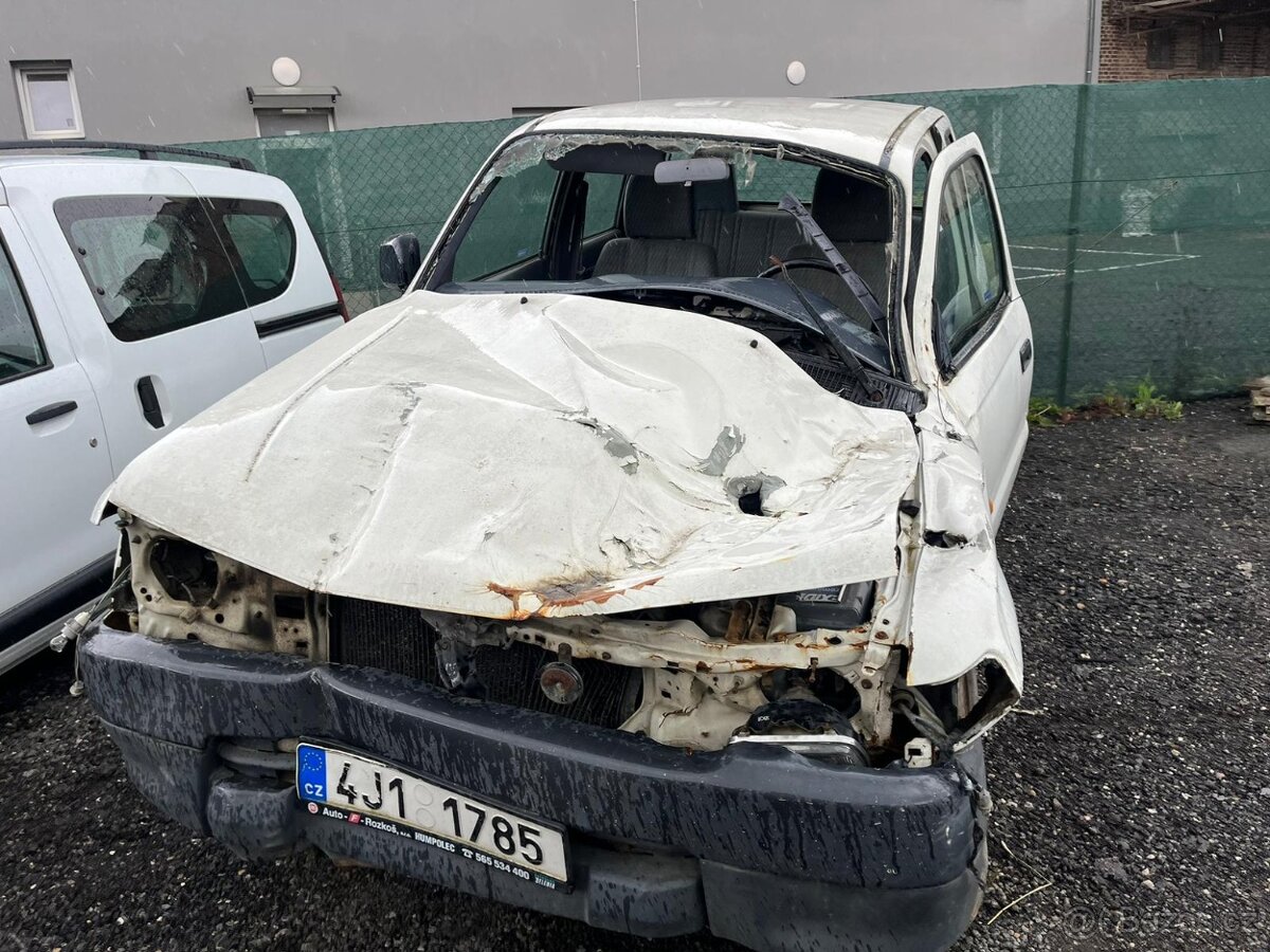 Toyota Hilux 2.4 TD 66kw