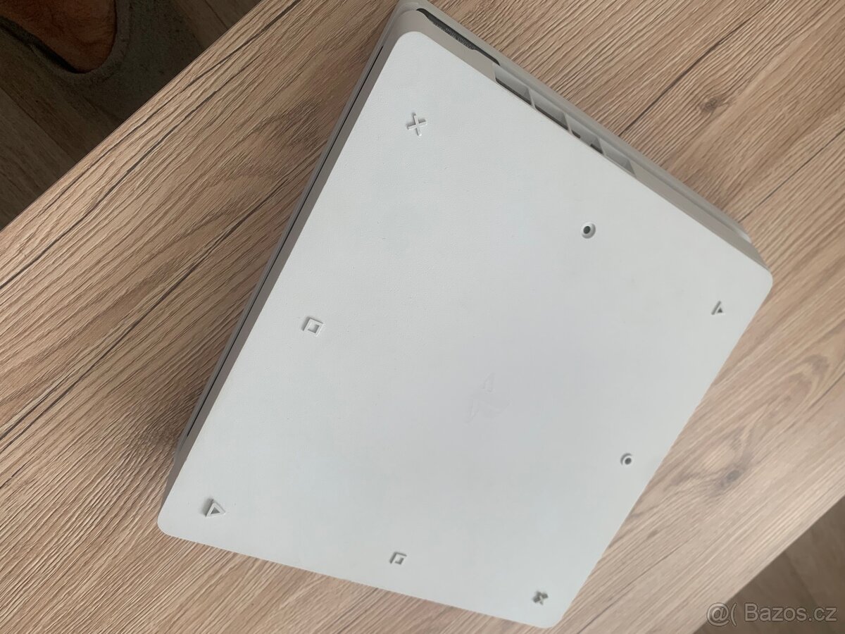 Ps4 slim 500gb s originální krabicí - 4