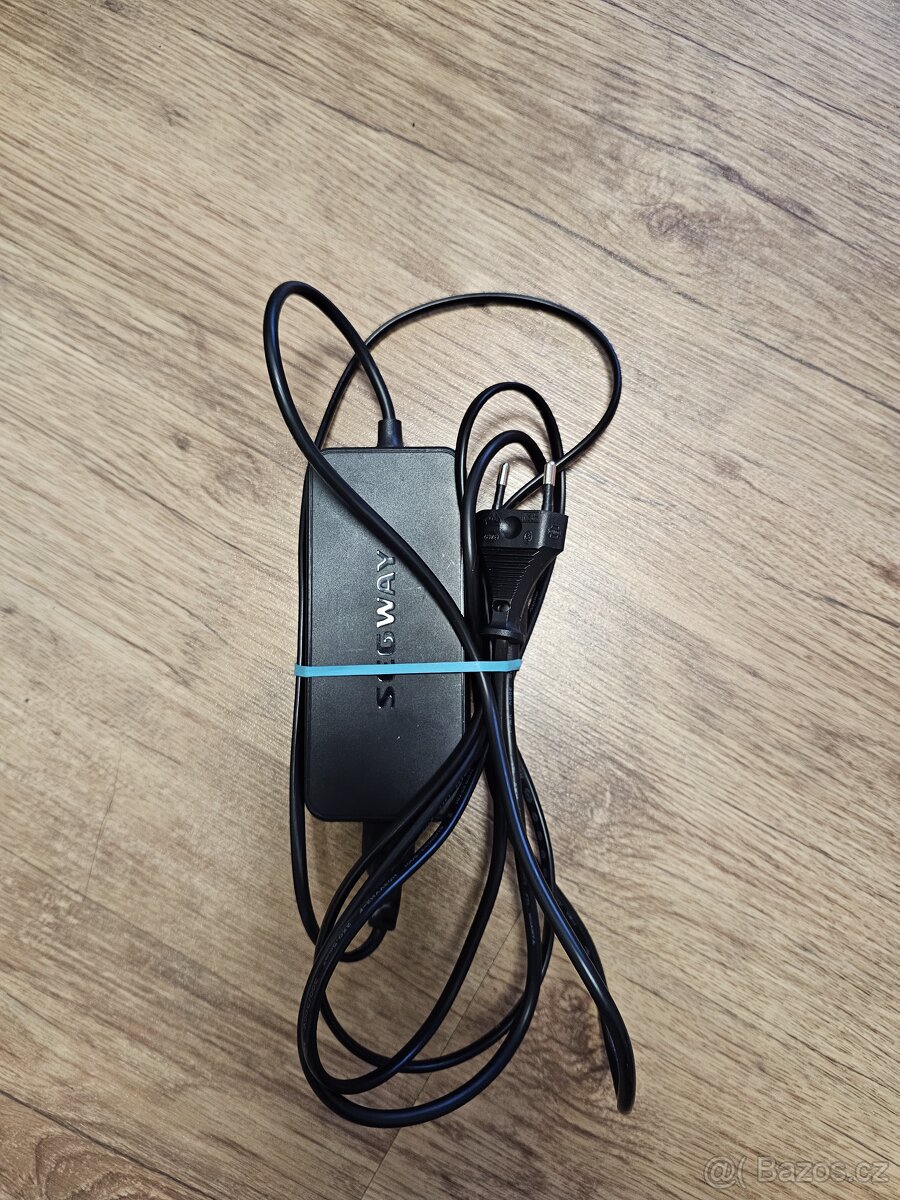 elektrická koloběžka Ninebot KickScooter MAX G30LE. - 4