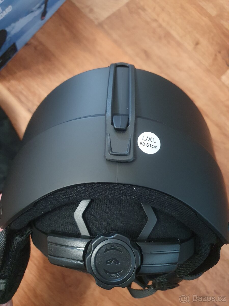 Lyžařská helma - 4