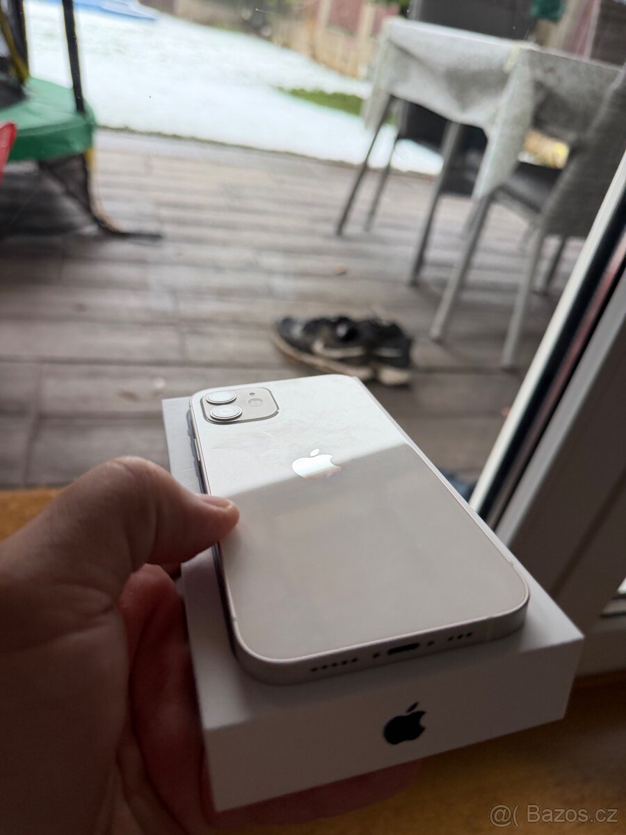 Prodám iPhone 12 White v TOP stavu. - 4