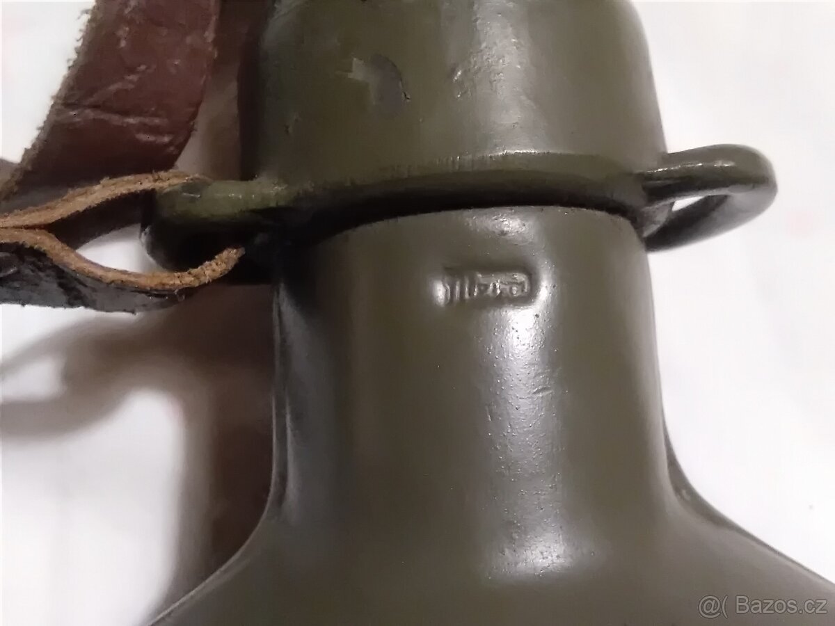 dve vojenske cutory-znacene - 4