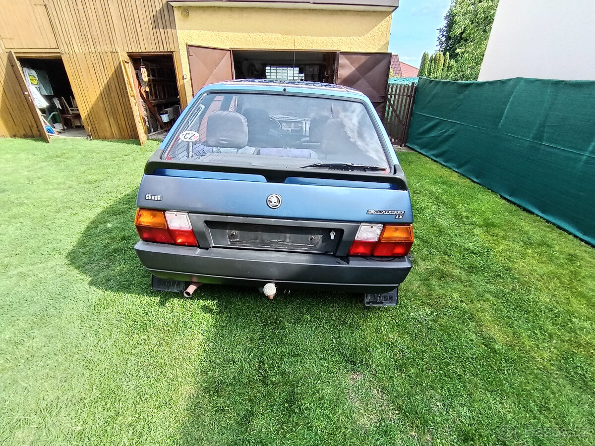 Škoda favorit LX - 4