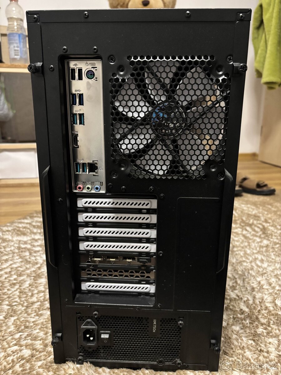 Herní PC (AMD RX 5700 XT , CPU AMD RYZEN 7 2700X ) - 4