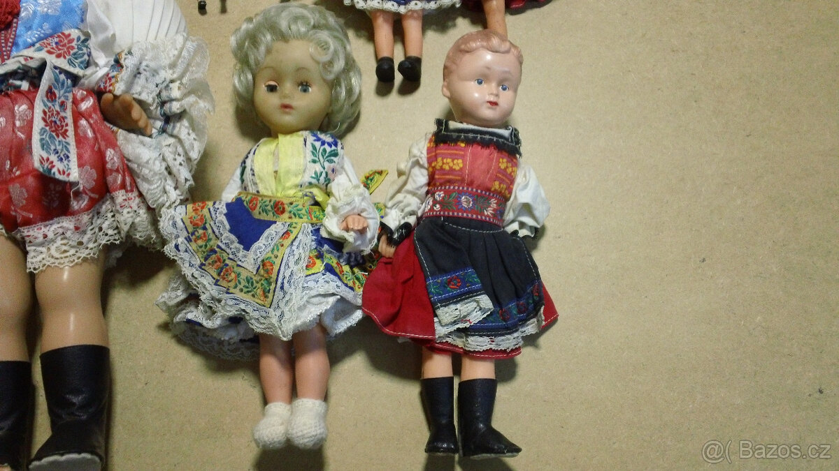 panenky v kroji - 4