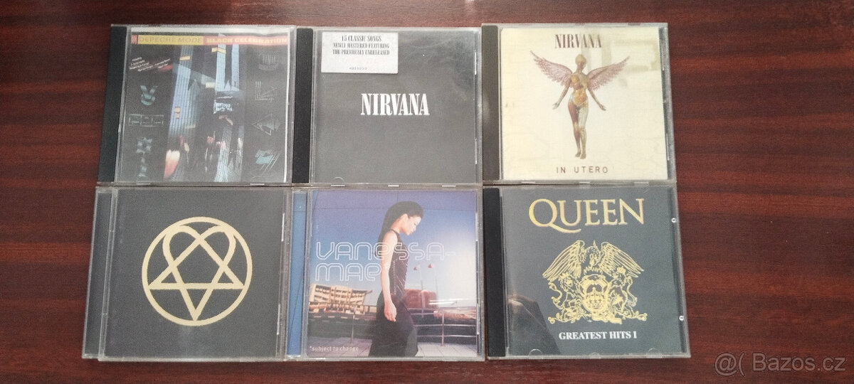 CD a DVD různých žánrů a ročníků. - 4