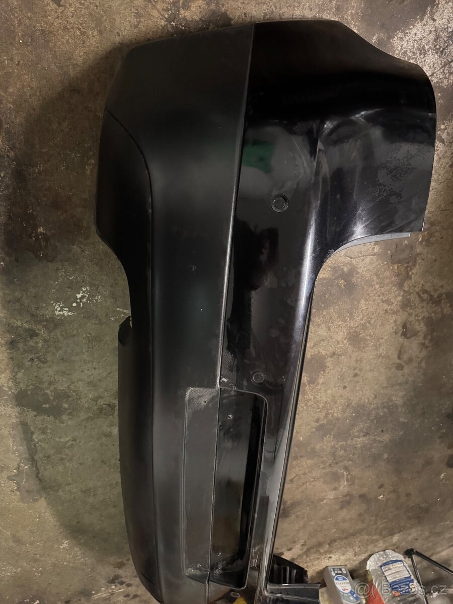 zadni naraznik vw golf 5 GTI - 4