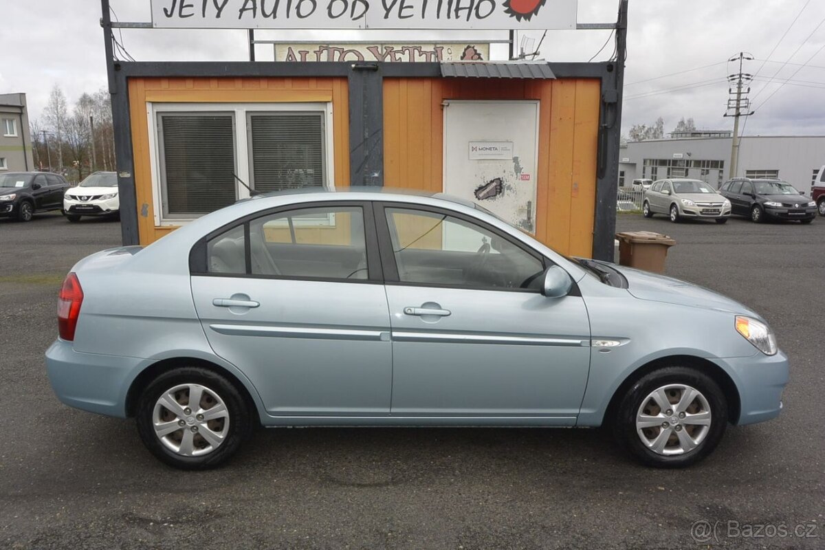 PRODÁM Hyundai Accent 1.5CRDi - 4
