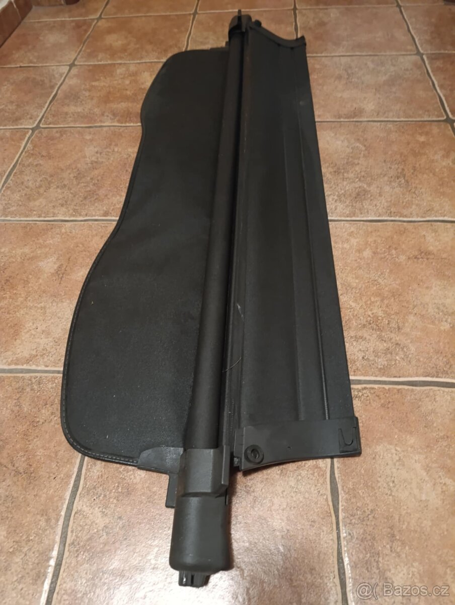 Ford Focus r.v 1999 - 2004 roleta kufru. - 4