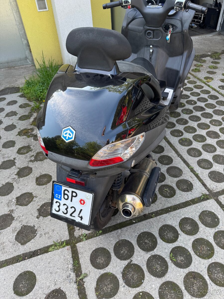 Piaggio mp3 500 Lt