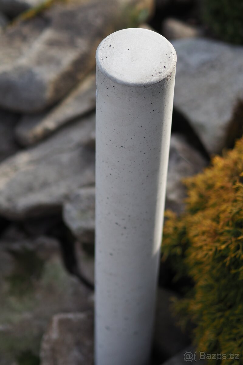 Zahradní betonový sloupek na vodu a zavlažování - 4